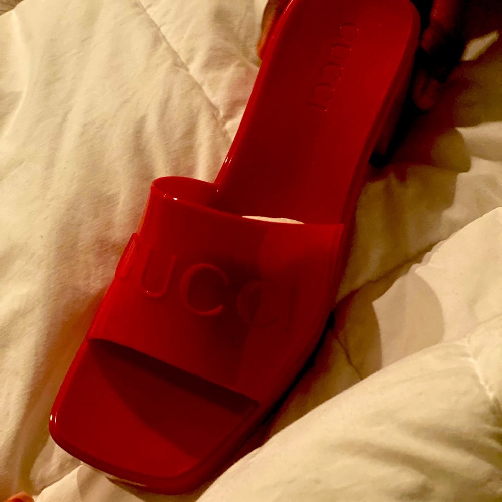 Brand new red gucci jellies